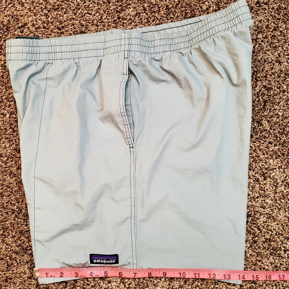 Patagonia Shorts Size XL Men's Blueish Gray With Pockets - Picture 6 of 10
